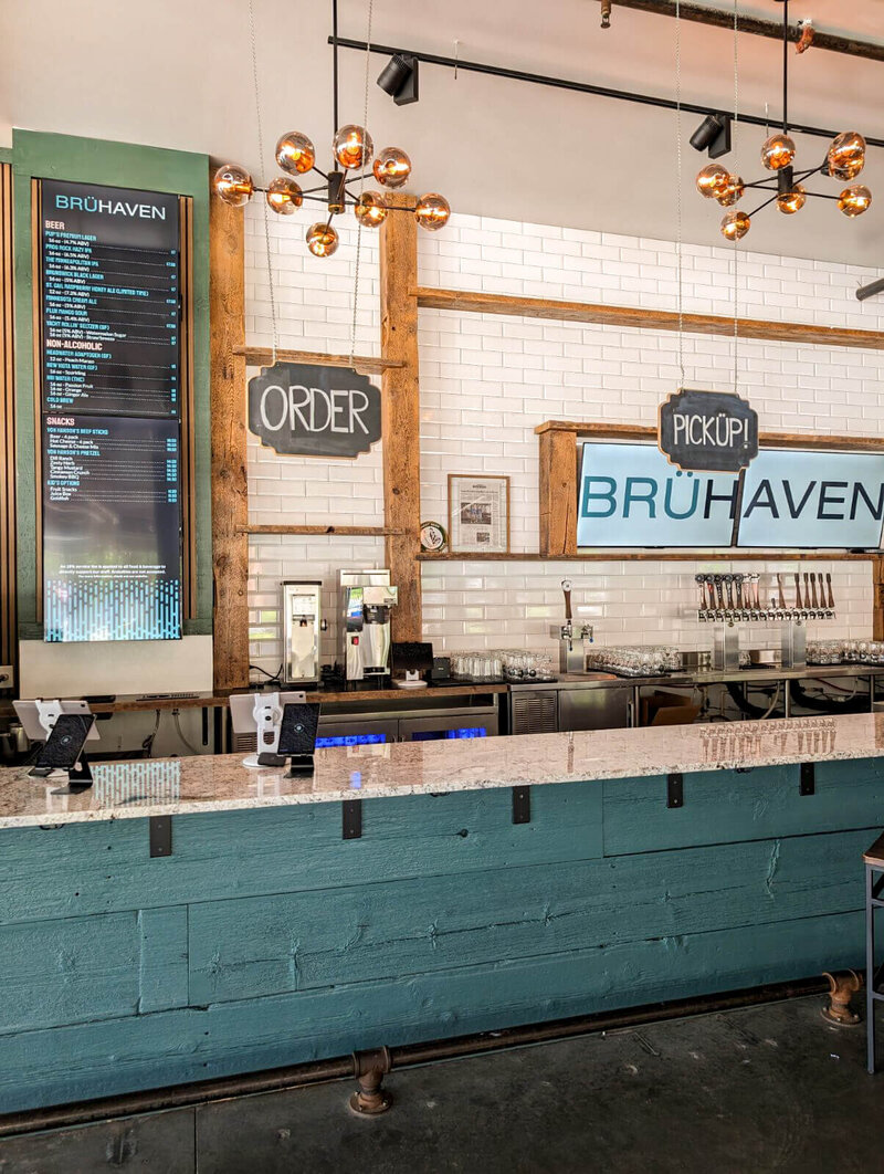 Brühaven Brewery in Downtown Minneapolis